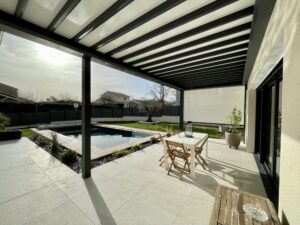 Pergola-a-toile-retractable-terrasse