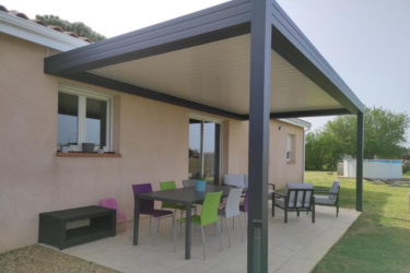 Pergola-bioclimatique-coublanc-DJ-Stores-1