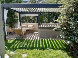 Pergola-bioclimatique-espace-exterieur-terrasse